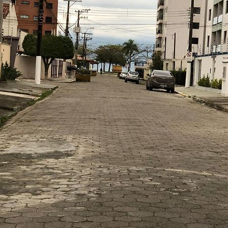 Casa Na Martim De Sa - 50M Da Praia Com Piscina Caraguatatuba Ngoại thất bức ảnh