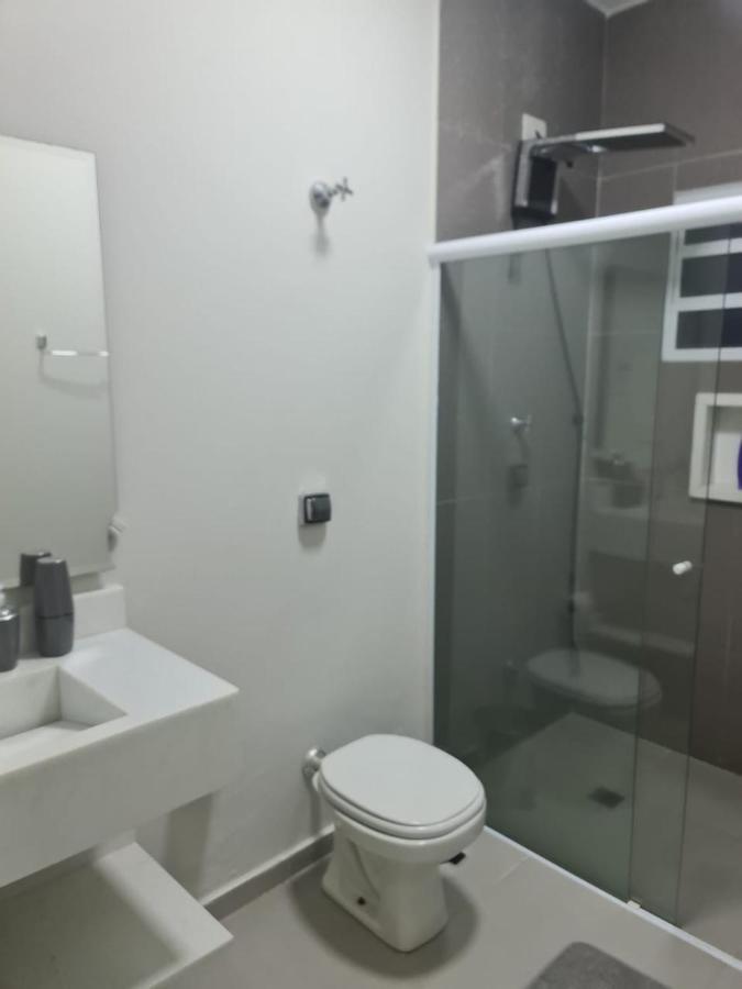 Casa Na Martim De Sa - 50M Da Praia Com Piscina Caraguatatuba Ngoại thất bức ảnh